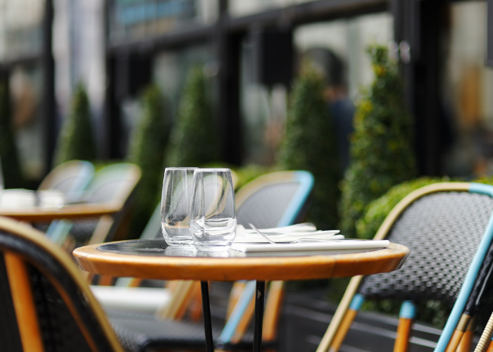 BUSINESS FOR SALE !!! LOW RENT RESTAURANT FOR SALE IN OUD METHA DUBAI