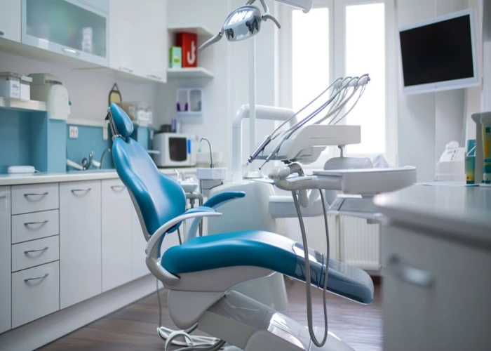 NEWLY RENOVATED DENTAL CLINIC FOR SALE IN CORNICHE AL- BUHAIRA - SHARJAH !!! BUSINESS FOR SALE!!!!