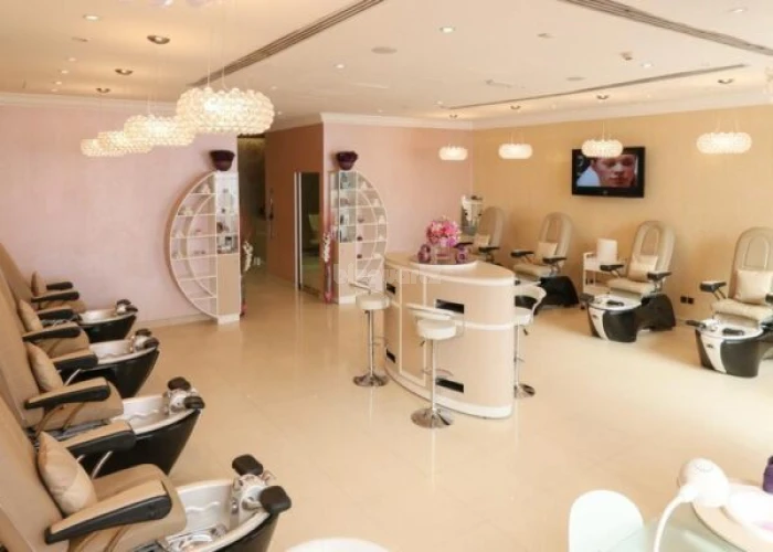 BUSINESS FOR SALE !!! RUNNING SALOON BEAUTY & NAILS FOR SALE IN AL WARQA
