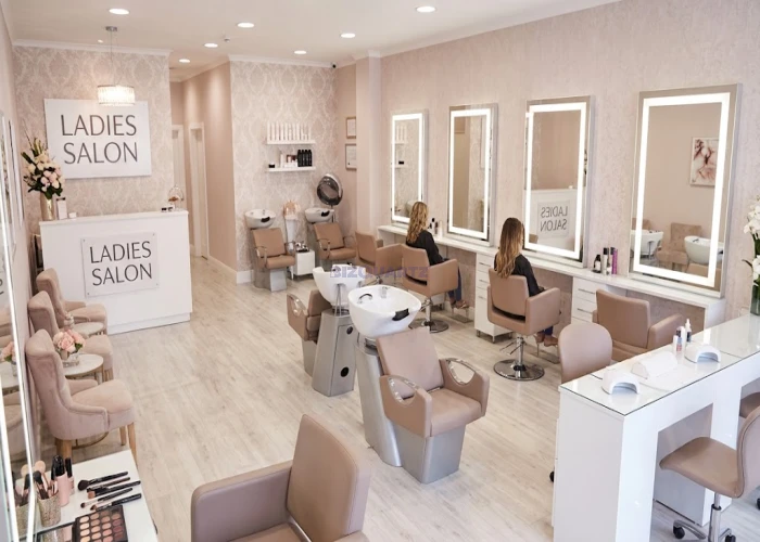 🌿✨ ESTABLISHED LADIES SALON FOR SALE IN DUBAI MARINA