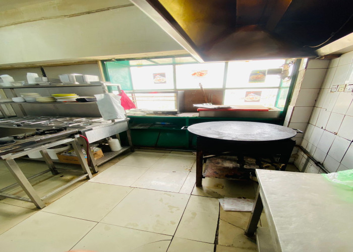 Restaurant with equipment for sale in sharjah.