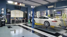 HUGE AUTO REPAIRING CENTER FOR SALE IN Al QUOZ - DUBAI!!!! BUSINESS FOR SALE!!!!