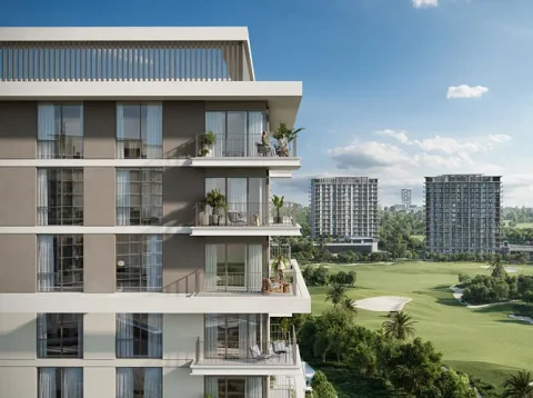 GOLF MEADOW | MODERN GOLF-COURSE LIVING SURROUNDED BY GREENERY
