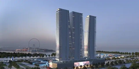 EXPERIENCE ICONIC CITY VIEWS WITH YACHT CLUB ACCESS &amp; PREMIUM AMENITIES
