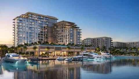 AUREA | CHIC MARINA WATERFRONT LIVING